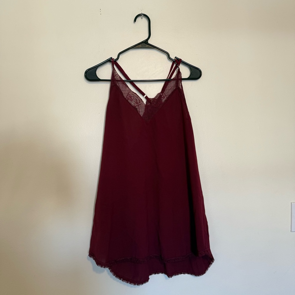 Chic Lace Trim Burgundy Chemise